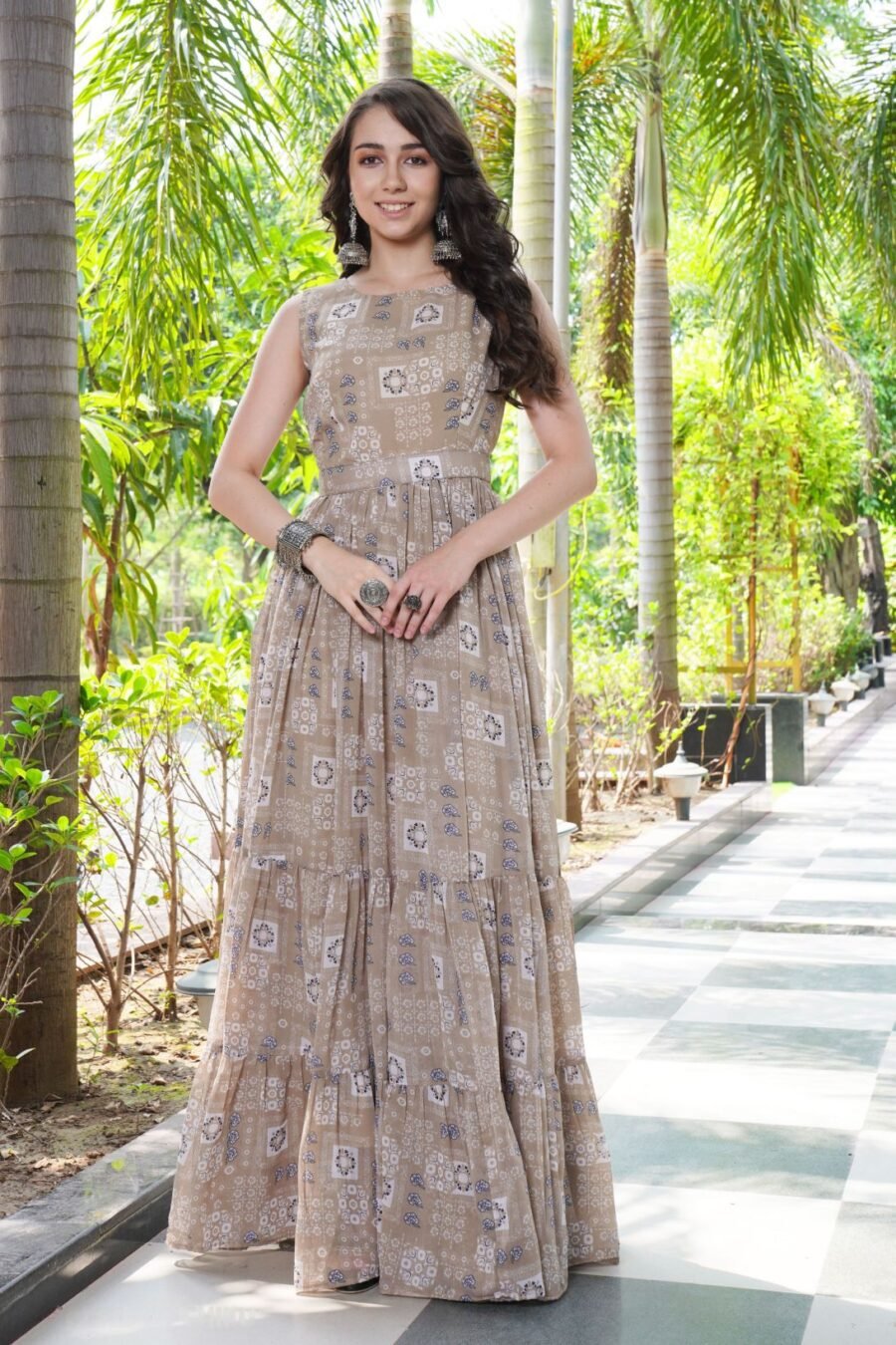 Gleaming Brown Georgette Sleeveless Kurti – 60615-16-CHIKU Gleaming Brown Georgette Sleeveless Kurti – 60615-16-CHIKU