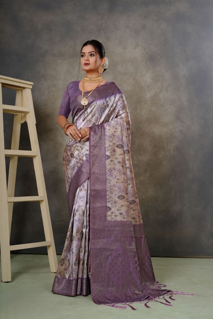 Classy Multi-Color Handloom Silk Traditional Saree – 60637-9822-A