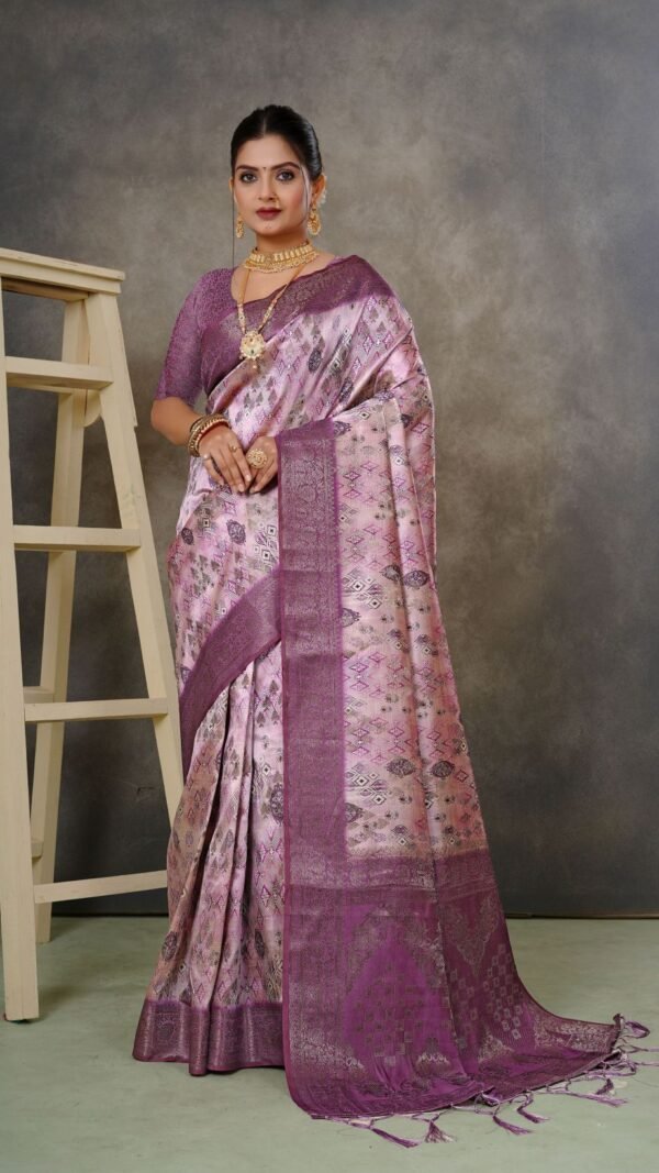 Gleaming Multi-Color Handloom Silk Traditional Saree – 60637-9822-C