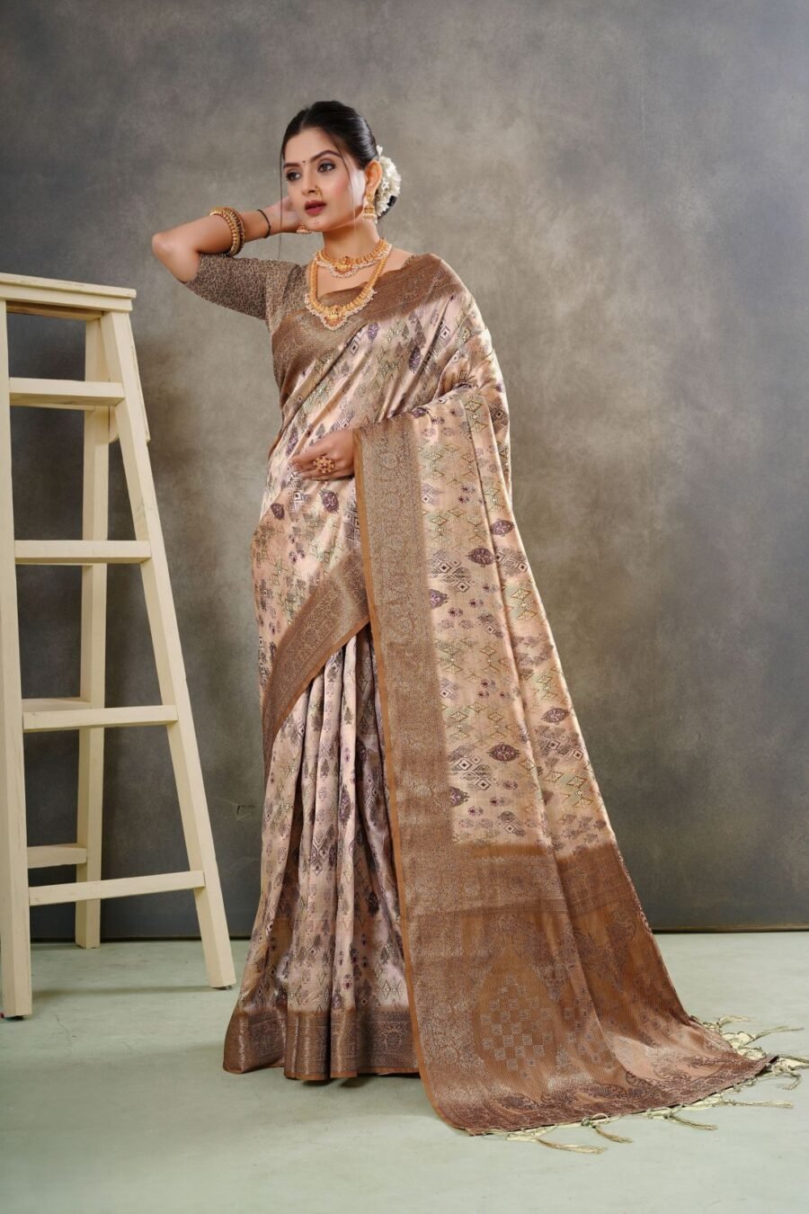 Ravishing Multi-Color Handloom Silk Traditional Saree – 60637-9822-F