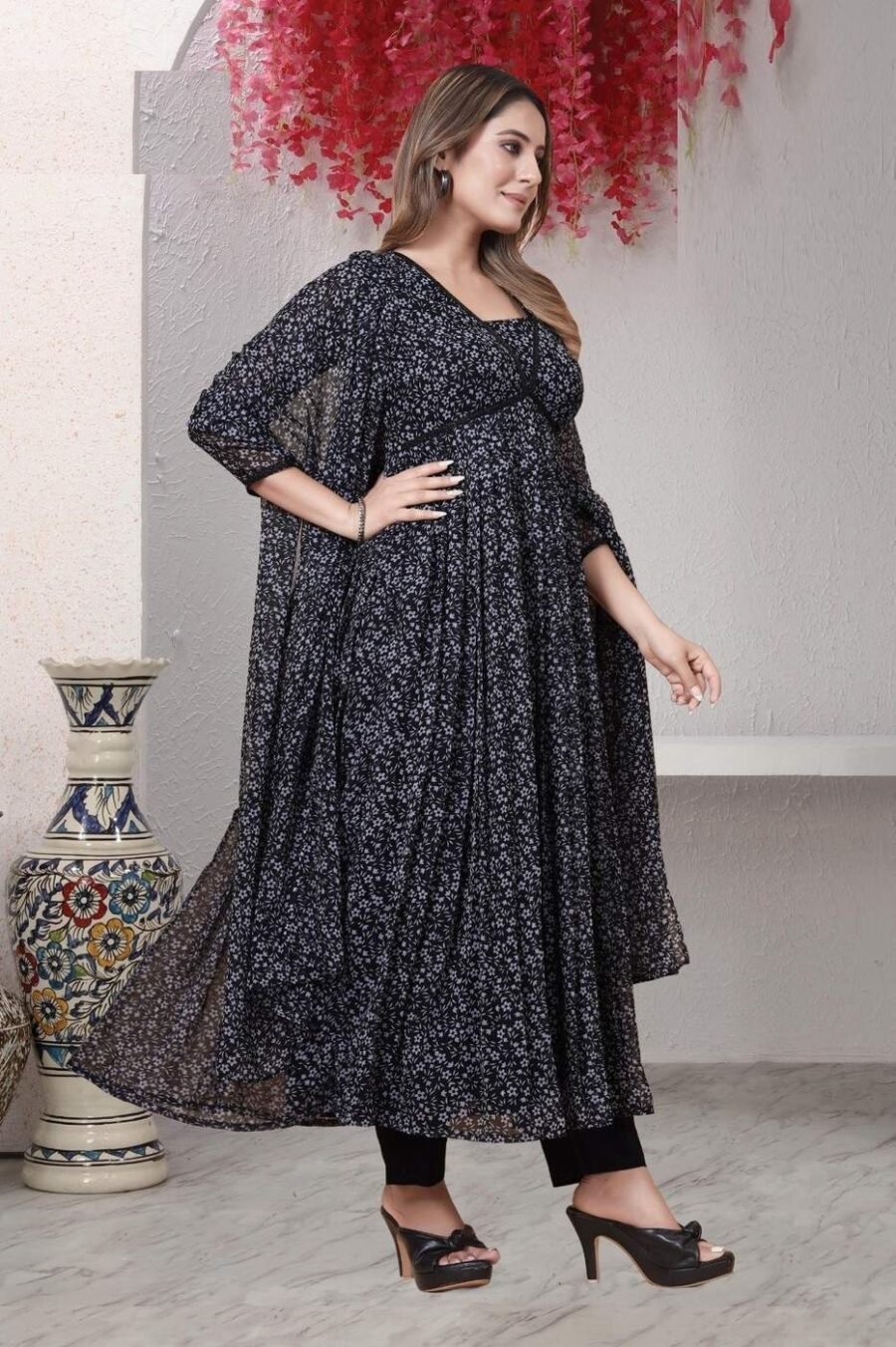 Luxe Black Georgette Anarkali Salwar Kameez – 62510-20 Luxe Black Georgette Anarkali Salwar Kameez – 62510-20