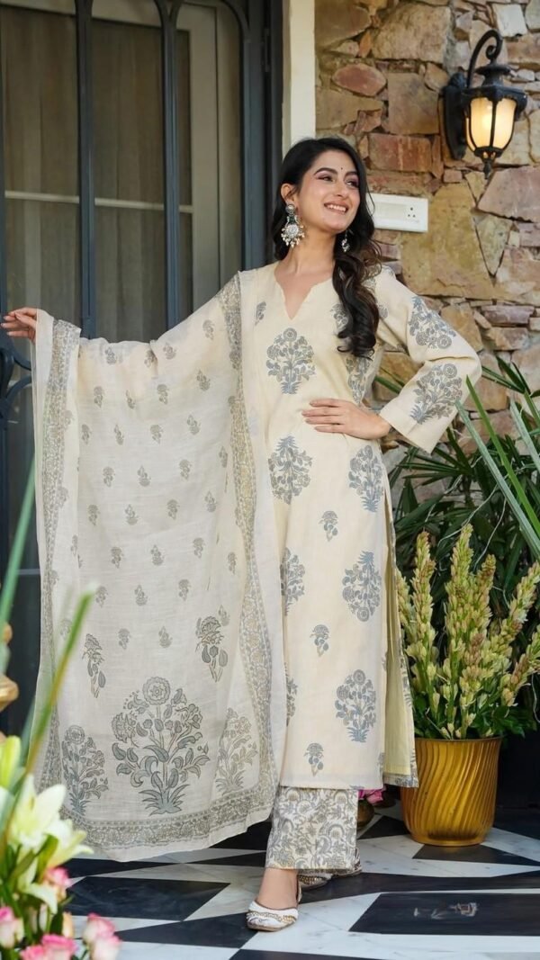 Classy Off White Muslin Straight Salwar Kameez – 62519-14001