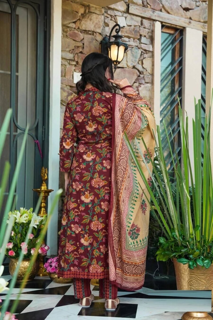 Unique Maroon Muslin Straight Salwar Kameez – 62519-14006